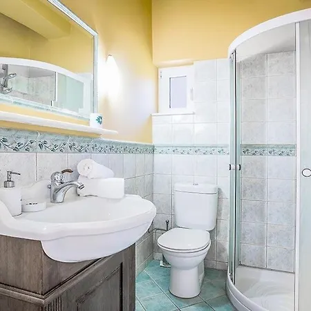 Kato Kateleios Sleeps 7 Pool Air Con Wifi Villa Mavrata